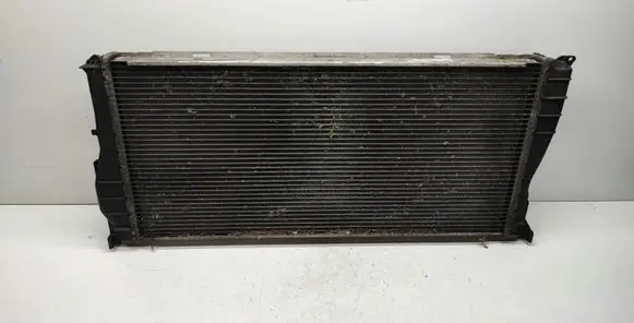 BMW X1 E84 Coolant radiator 7788903 17117788903