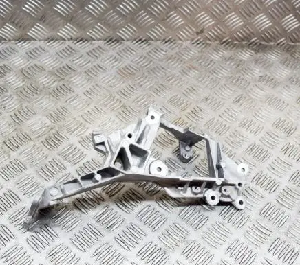 Jaguar E-Pace Engine mounting bracket G4D39L456DC