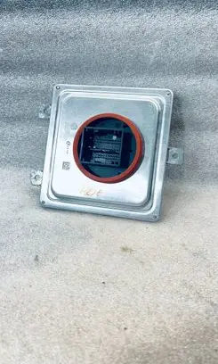 BMW X5 G05 LED ballast control module 7933361