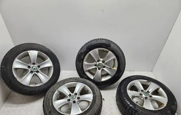 Skoda Yeti (5L) R16 alloy rim 3T0601025N