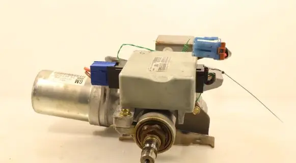 Opel Corsa C Power steering pump 24463938