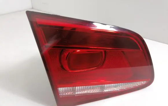 Volkswagen PASSAT B7 Tailgate rear/tail lights 3AE945093K