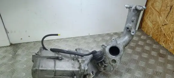 Mercedes-Benz C AMG W204 EGR valve cooler A6461401075