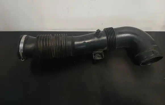 Peugeot 207 Intercooler hose/pipe 044252