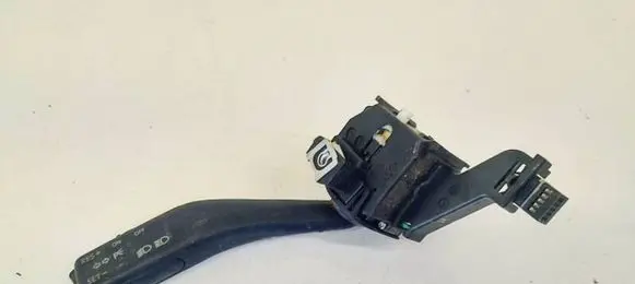 Skoda Octavia Mk2 (1Z) Indicator stalk 1K0953513A 01103501