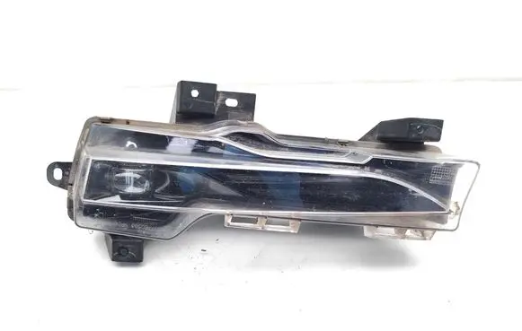 Tesla Model 3 Front fog light 6002TA0403 6002TA0405
