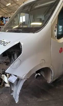 Renault Master III Fender