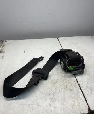Mercedes-Benz Sprinter W906 Front seatbelt 9068600485 040476