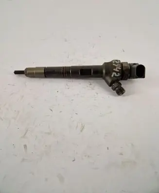 Audi Q3 8U Fuel injector 0445110369