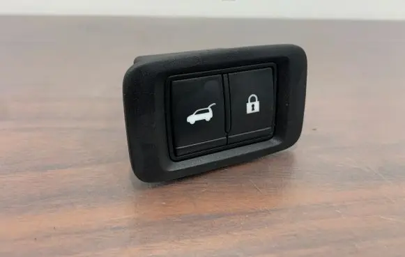 Mitsubishi Outlander IV Tailgate opening switch 