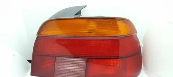 BMW 5 E39 Rear/tail lights 8358032