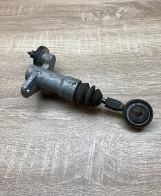 Audi A4 S4 B5 8D Clutch master cylinder 8D1721401