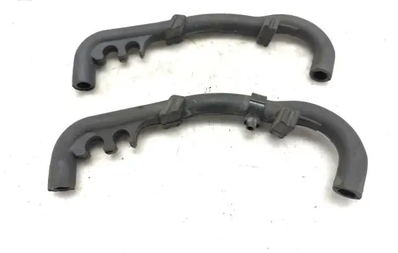 Land Rover Range Rover Sport L320 Breather/breather pipe/hose 4R8Q6C717AC