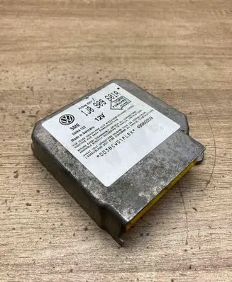 Audi A3 S3 8L Airbag control unit/module 1J0909601A 5WK4153