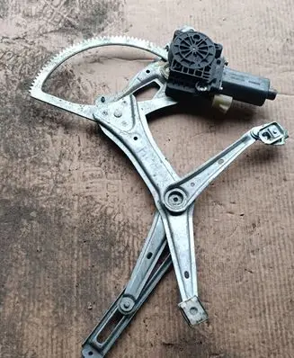 Mercedes-Benz ML W163 Front door window regulator with motor 990408100