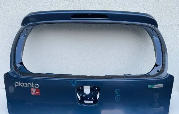 KIA Picanto Tailgate/trunk/boot lid