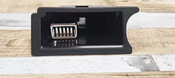 Ashtray (front)