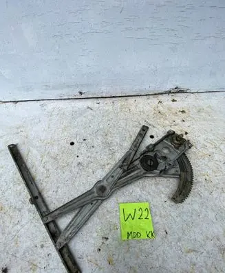 Daewoo Tico Front door manual window regulator