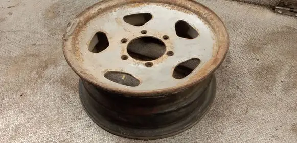 Mitsubishi Pajero R15 steel rim 
