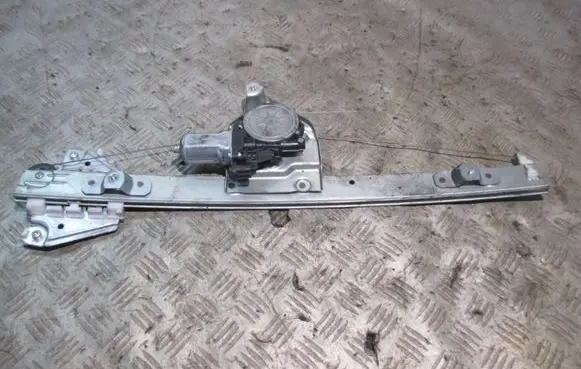 Suzuki Grand Vitara II Front door window regulator with motor 8346065J00 2621003530