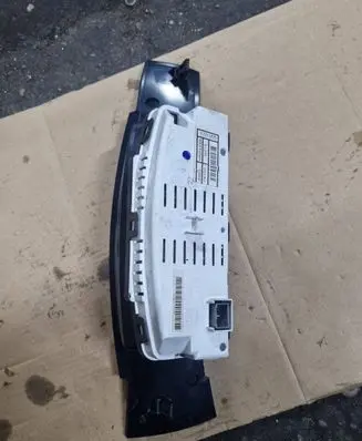 Honda Civic Speedometer (instrument cluster) HR0343004 78100G213