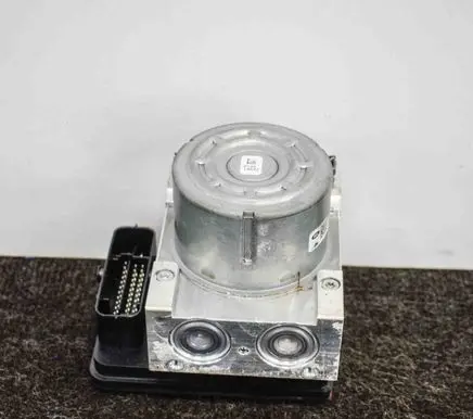 Land Rover Range Rover Evoque L538 ABS Pump EJ3220405AH
