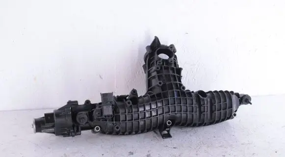 Volvo V60 Intake manifold 31411751 32510010AAA 31293737