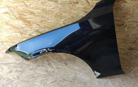 Volvo S90, V90 Fender