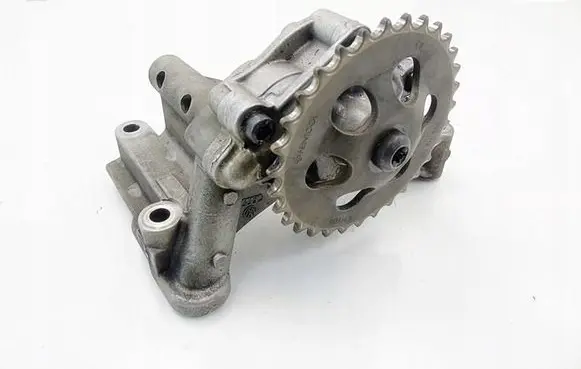 Seat Leon IV Oil pump 06A115105B