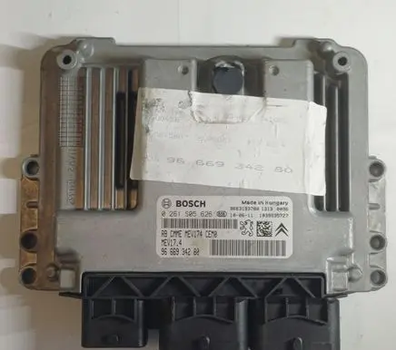 Peugeot 308 Engine control unit/module 9666934280 0261S05626