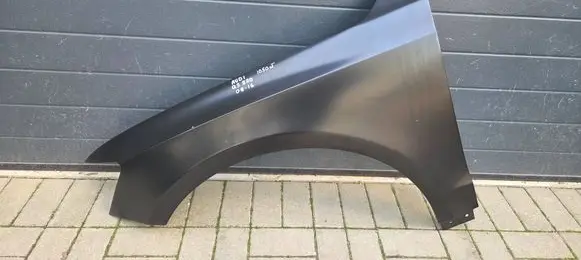 Audi Q5 SQ5 8R Fender 8R0821105A 20251218