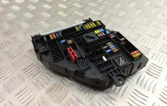 BMW X3 F25 Fuse module 9259468