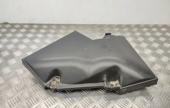 BMW X6 E71 Air filter box cover 