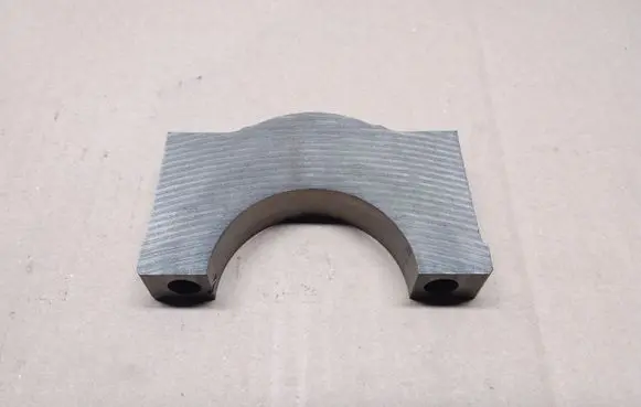 Volkswagen Golf V Crankshaft Holder 021S 5L5
