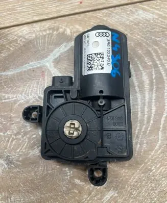 Audi Q5 SQ5 Reducing agents exhaust control unit 8R0133246B