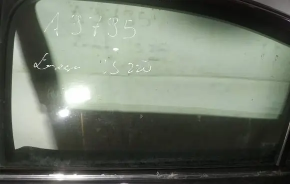 Lexus IS 220D-250-350 Rear door window glass as2