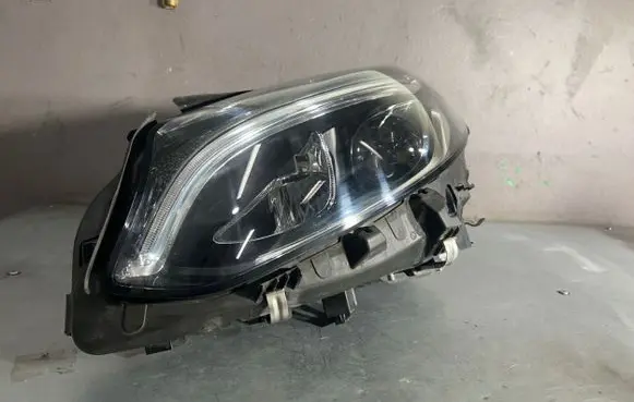 Mercedes-Benz B W246 W242 Headlight/headlamp A2469066101 LE13A6317 030129523105