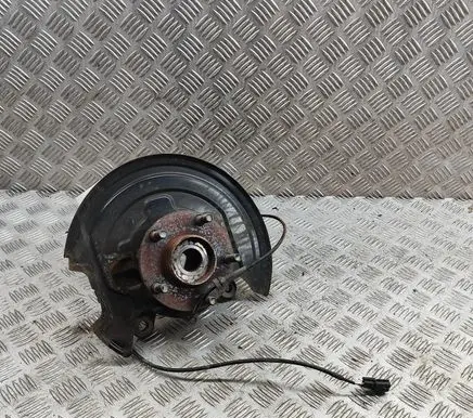 Nissan Leaf II (ZE1) Front wheel hub 400141KK0A