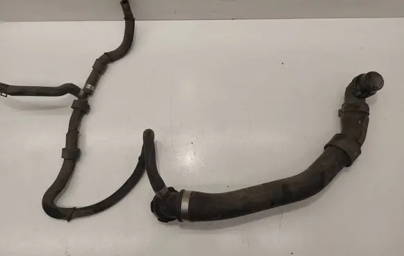 Skoda Octavia Mk3 (5E) Engine coolant pipe/hose 5Q0122291