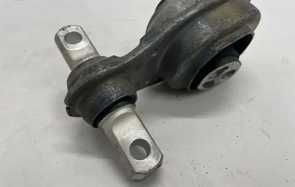 Mercedes-Benz A W177 Engine mount bracket A2472400600