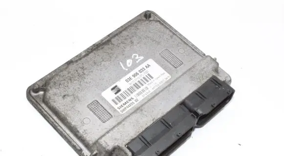 Seat Ibiza III (6L) Engine control unit/module 03E906033AA