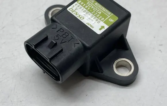 Toyota Land Cruiser (J150) ESP acceleration yaw rate sensor 8919122020 4991000790
