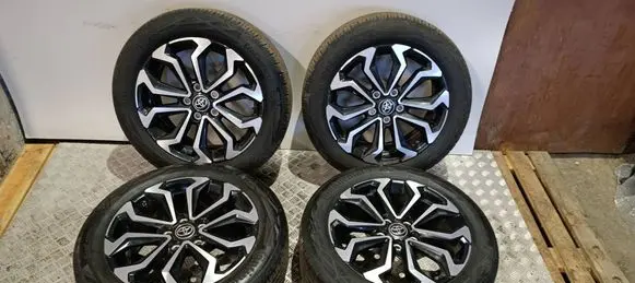 Toyota Yaris Cross R17 alloy rim 