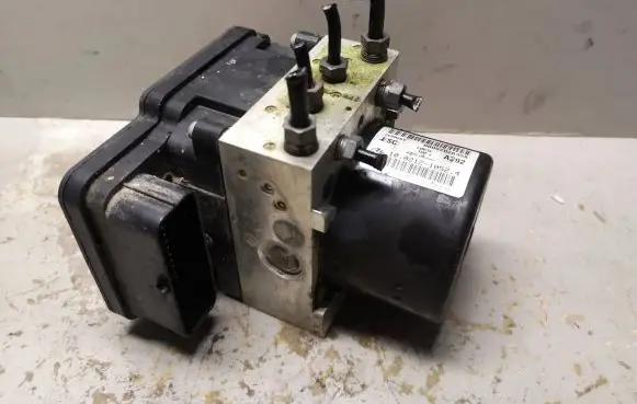 Opel Combo D ABS Pump 00052026358 10021210524 10096116373