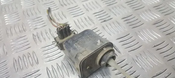Audi A4 S4 B5 8D Headlight level adjustment motor 