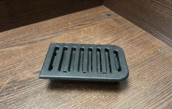 Dashboard side air vent grill/cover trim