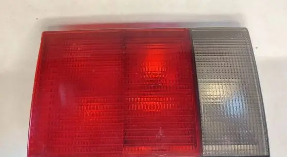 Audi A6 S6 C4 4A Tailgate rear/tail lights 4A0945093