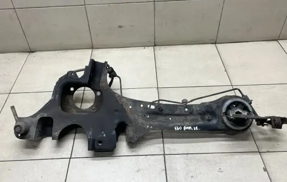 Volvo V60 Rear wheel hub spindle/knuckle 