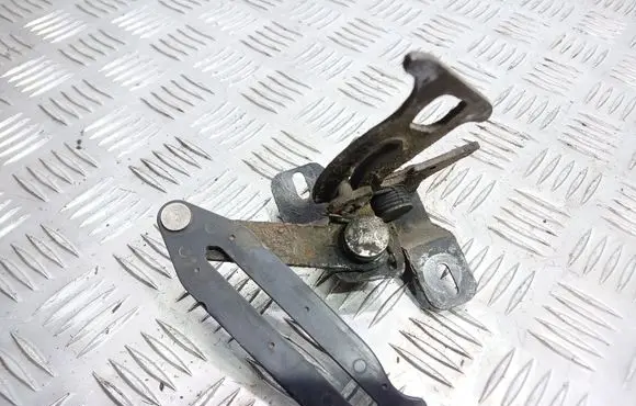Audi A6 S6 C4 4A Engine bonnet (hood) release handle