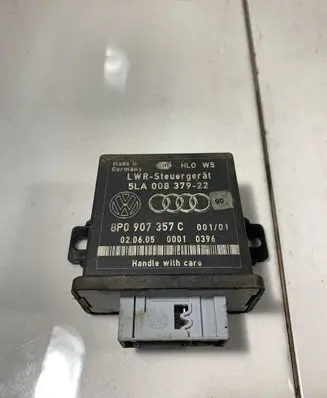 Audi A6 S6 C6 4F Light module LCM 8P0907357C